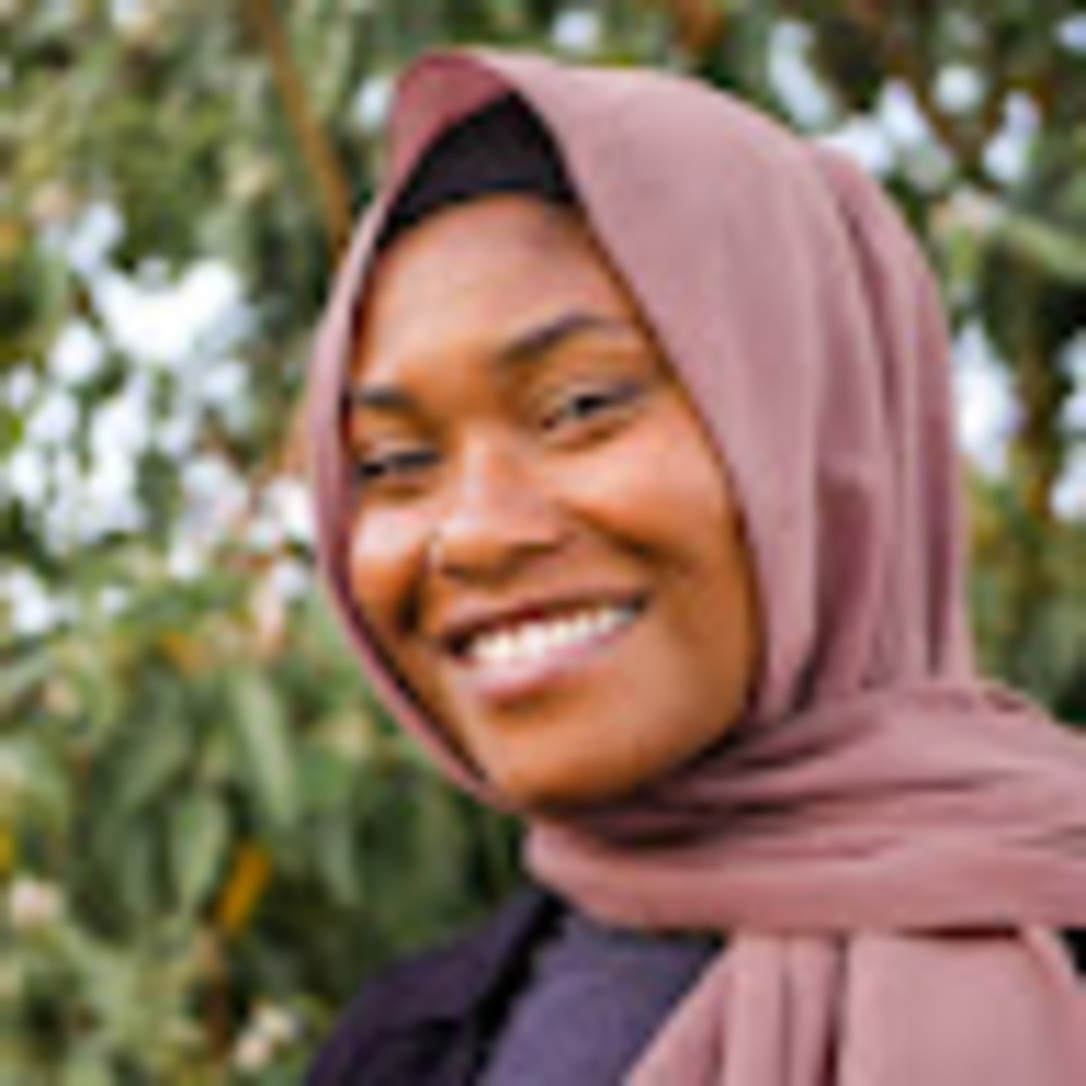 Meet your Posher, Semiyah
